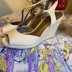 Ladies gorgeous wedge heels